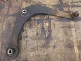 PEUGEOT 206 2002-2006 LOWER ARM/WISHBONE (FRONT DRIVER/RIGHT SIDE)