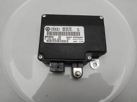 AUDI A8 Battery Voltage Monitoring Control Module ECU 2002-2010 4E0915181