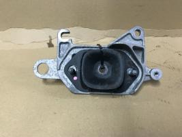 NISSAN QASHQAI 1.6 DIESEL GEARBOX MOUNT MOUNTING 112204BB0A 2013 2014 2015 -2017