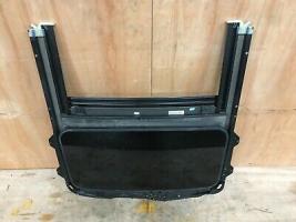 RANGE ROVER L320 ELECTRIC SUNROOF GLASS AND FRAME AS PICTURED 2005 2006 - 2009