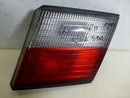 NISSAN PRIMERA HATCH 1996-1999 REAR/TAIL LIGHT ON TAILGATE DRIVERS/RIGHT SIDE