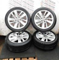 VAUXHALL INSIGNIA 09-16 SET OF ALLOY WHEELS + TYRES 17 INCH AACU 2 TYRES DAMAGED
