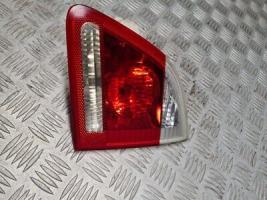 BMW 520 REAR/TAIL LIGHT ON TAILGATE (DRIVERS SIDE) 7165830 5 Doors 2005-201